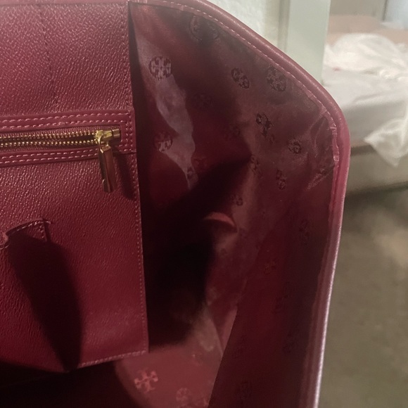 Tory Burch Tote - Picture 6 of 7